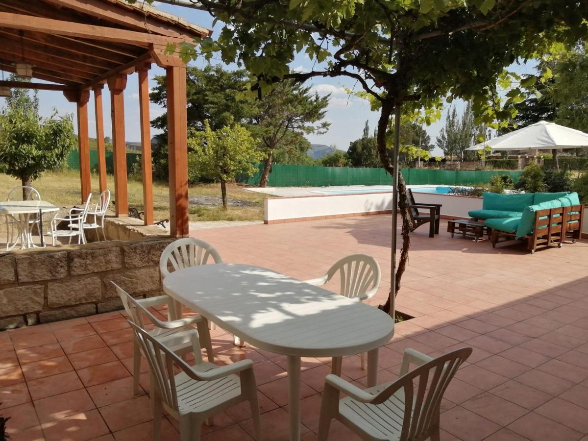 La Casa Del Ingles - Robledillo De La Jara Villa Exterior foto